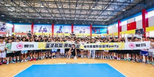 爱玛电动车携手路人王平常心空降青州，与运动达人共探潮酷骑行生活！